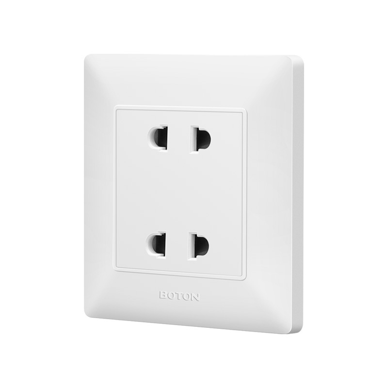 4 Pin Multi Functional na White Wall Socket