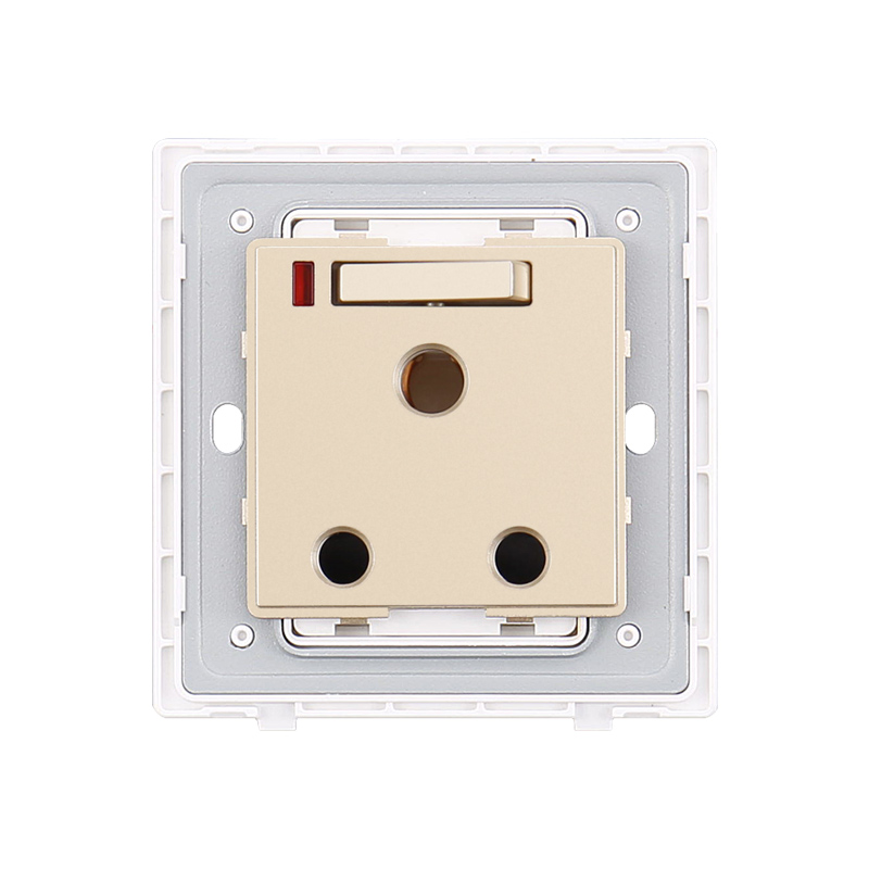 White Single Phase 15A Switch Socket na may Lamp