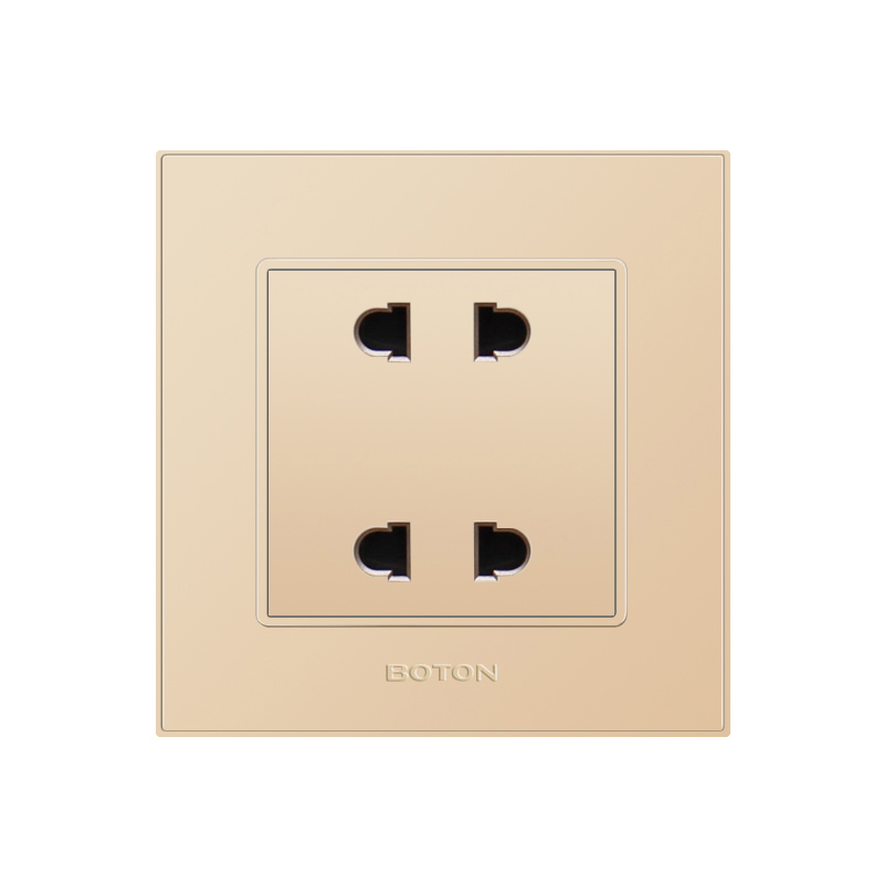 Apartment White Color 4 Pin Universal Wall Socket