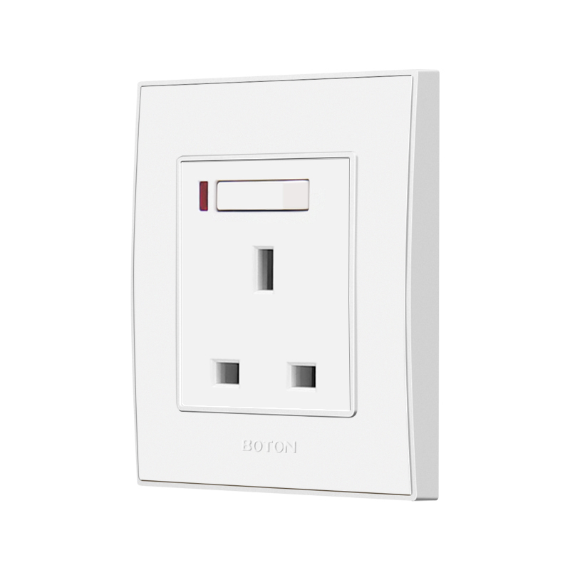 Puting 13A Switched Socket na may Lamp