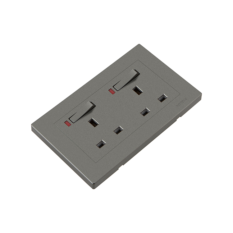 Commercial Double 13A Single Phase Switched Socket na may Lamp